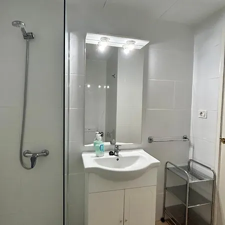 1 Bed Castle Harbour With Pool View C110 Los Cristianos (Tenerife)
