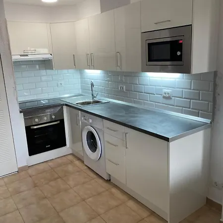 아파트 1 Bed Castle Harbour With Pool View C110 로스크리스티아노스